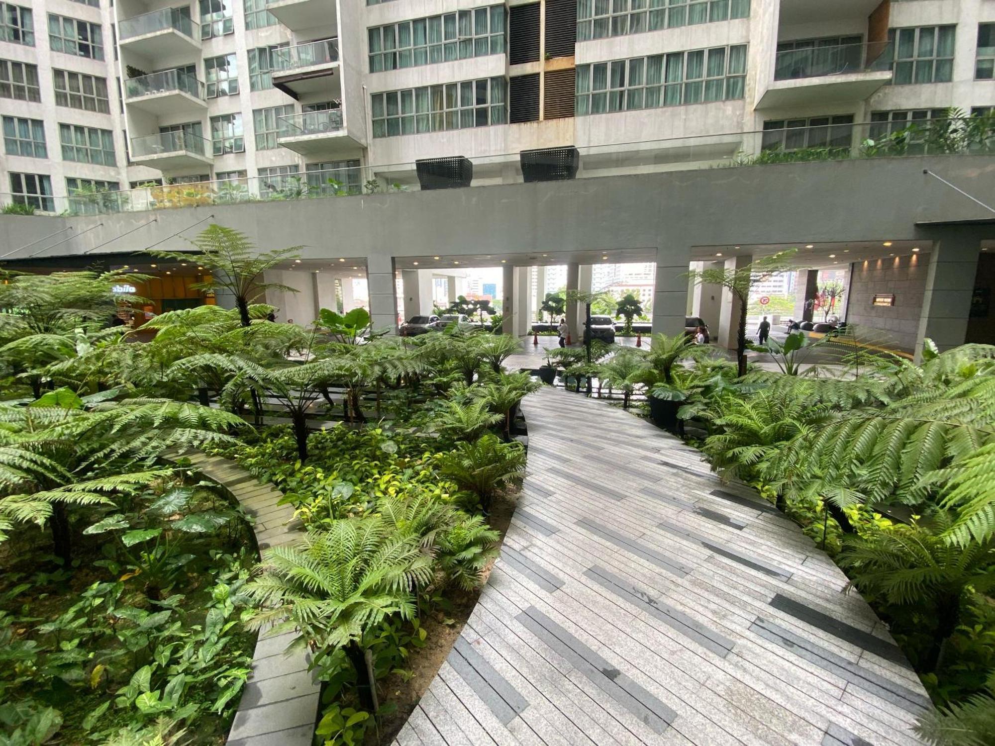Skyfloat Infinity Hostel 吉隆坡 外观 照片